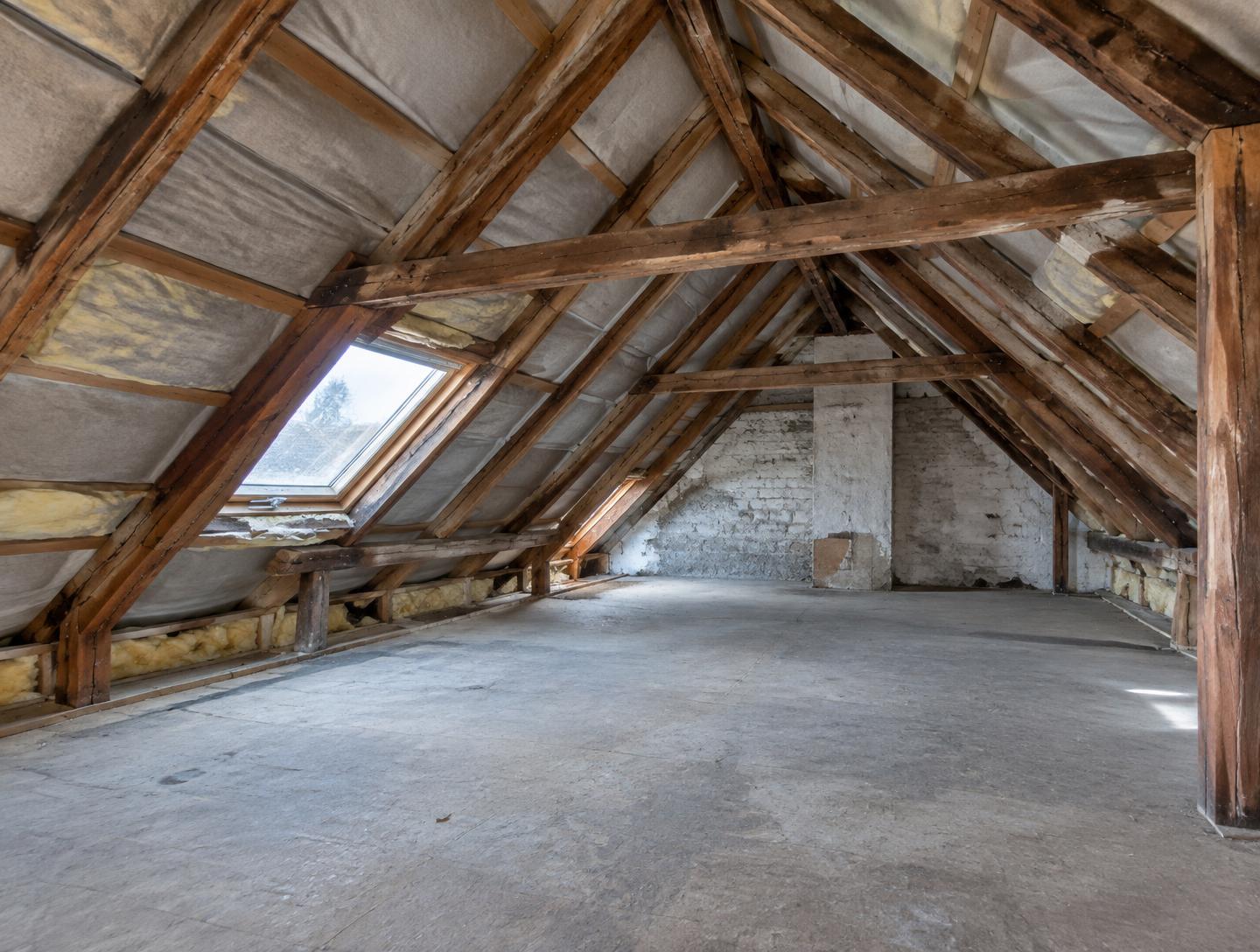 Dachgeschoss-Ausbau – vorher
